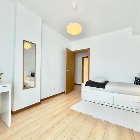 Апартаменты Casa Da Andorinha Azul - T3 - Surf & Sea